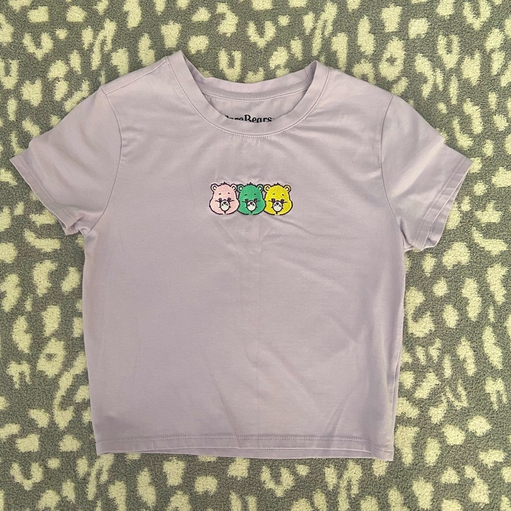 FOREVER 21 SIZE SMALL GIRLS LAVENDER CARE BEAR TOP